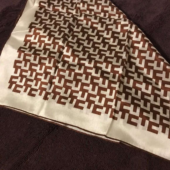 Set of 3 Vintage Silk Scarves - Picture 5 of 7